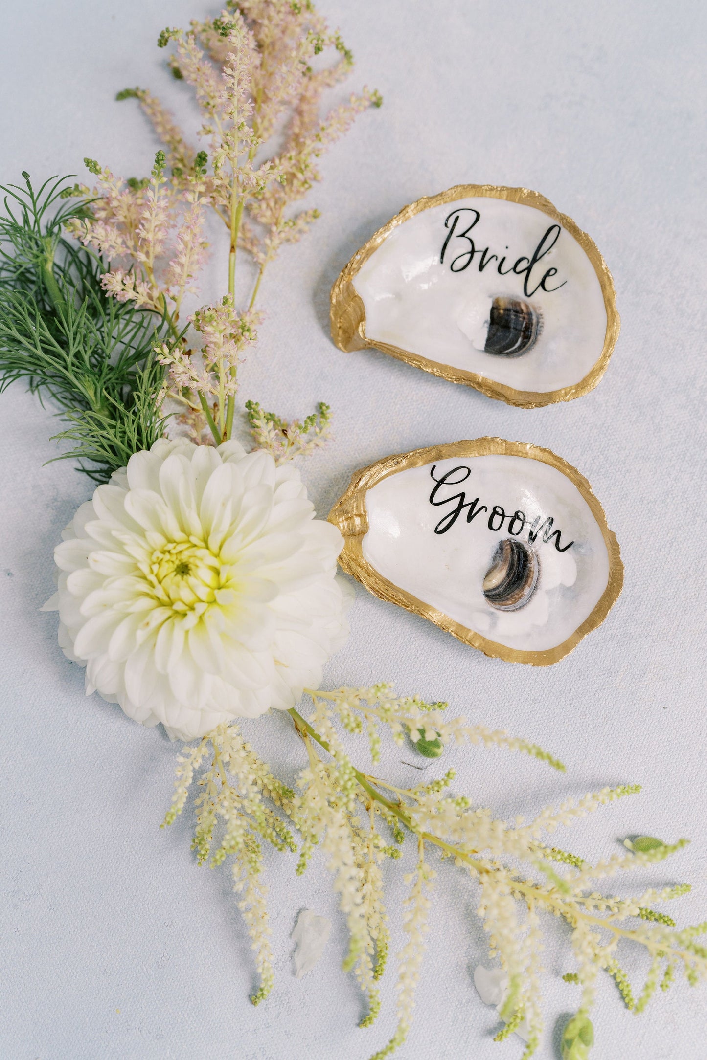 Bride and Groom Oyster Shell Set