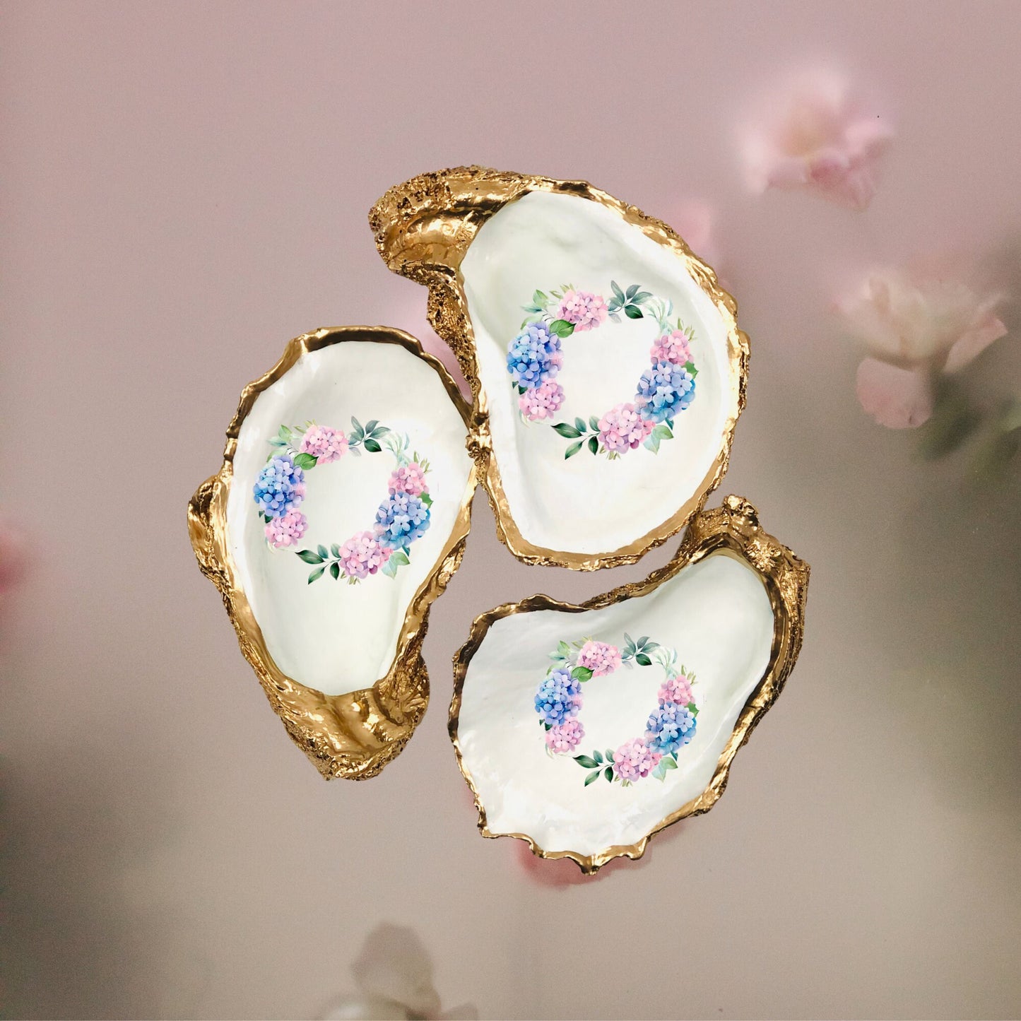 Hydrangea Floral Wreath Oyster Shell Ring Dish